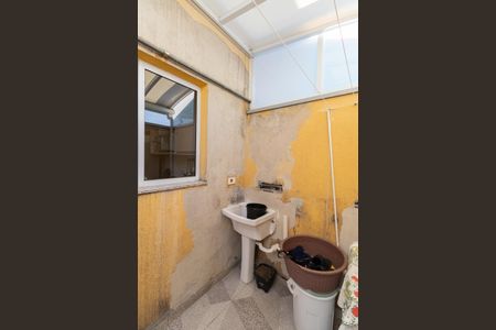 Casa de condomínio à venda com 100m², 2 quartos e 2 vagasÁrea de Serviço