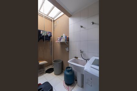 Casa de condomínio à venda com 54m², 2 quartos e 2 vagas Casa de condomínio à venda com 54m², 2 quartos e 2 vagasÁrea de Serviço