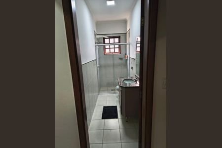 Casa de condomínio à venda com 188m², 3 quartos e 2 vagasBanheiro 2