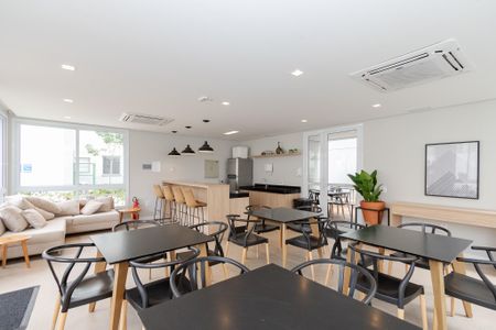 Apartamento à venda com 43m², 2 quartos e sem vagaÁrea Comum - Salão de Festas