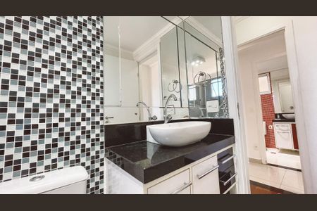 Apartamento à venda com 92m², 3 quartos e 2 vagasBanheiro da Suíte