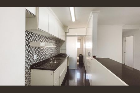 Apartamento à venda com 92m², 3 quartos e 2 vagasCozinha