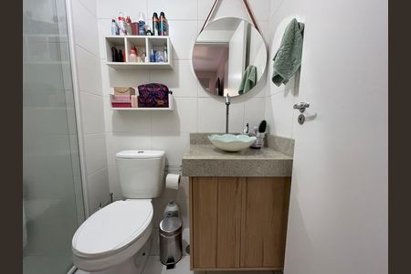 Apartamento para alugar com 28m², 1 quarto e sem vagaBanheiro da Suíte