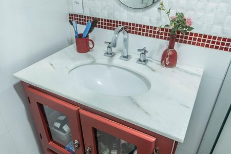 Apartamento à venda com 74m², 3 quartos e 2 vagasBanheiro Social