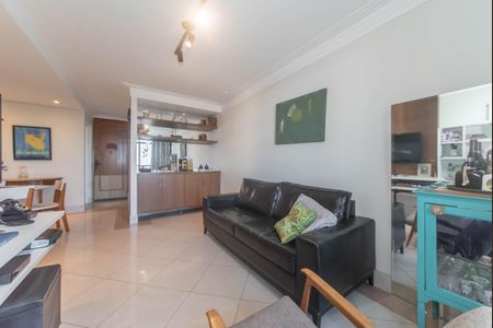 Apartamento à venda com 74m², 3 quartos e 2 vagasSala