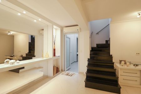 Casa à venda com 201m², 3 quartos e 2 vagasSala