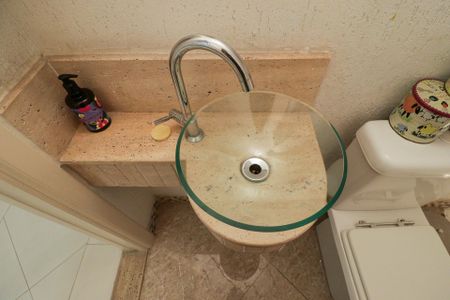 Casa à venda com 201m², 3 quartos e 2 vagasLavabo