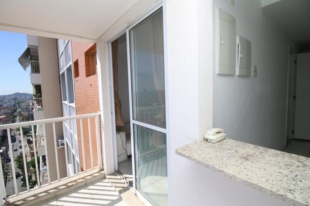Apartamento à venda com 58m², 2 quartos e 1 vagaVaranda