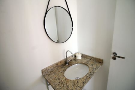 Apartamento à venda com 58m², 2 quartos e 1 vagaBanheiro Social