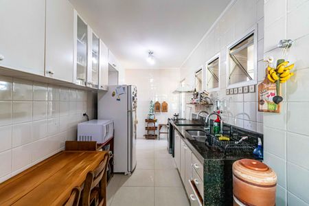 Apartamento à venda com 115m², 3 quartos e 2 vagasCozinha