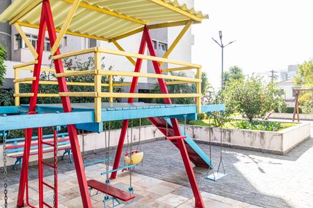 Apartamento à venda com 115m², 3 quartos e 2 vagasÁrea comum - Playground