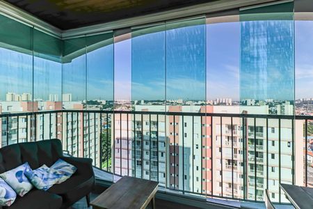 Apartamento à venda com 115m², 3 quartos e 2 vagasVaranda