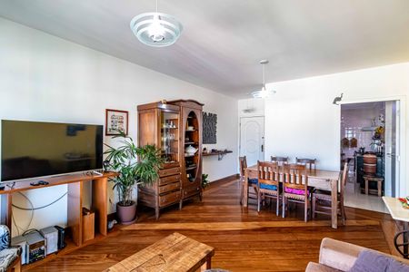 Apartamento à venda com 115m², 3 quartos e 2 vagasSala