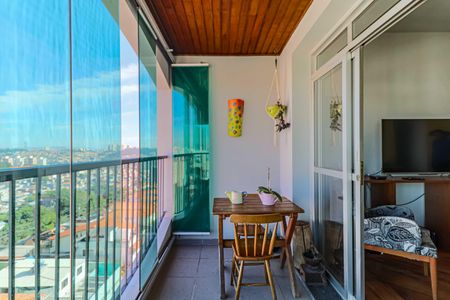 Apartamento à venda com 115m², 3 quartos e 2 vagasVaranda