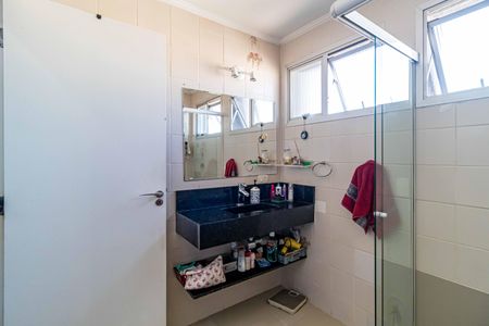 Apartamento à venda com 115m², 3 quartos e 2 vagasBanheiro da Suíte