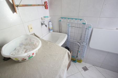 Apartamento à venda com 76m², 2 quartos e 1 vaga Apartamento à venda com 76m², 2 quartos e 1 vagaÁrea de Serviço