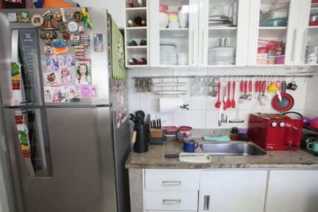 Apartamento à venda com 76m², 2 quartos e 1 vaga Apartamento à venda com 76m², 2 quartos e 1 vagaCozinha