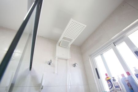 Apartamento à venda com 76m², 2 quartos e 1 vaga Apartamento à venda com 76m², 2 quartos e 1 vagaBanheiro da Suíte