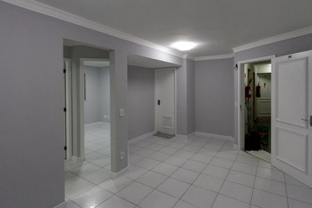 Apartamento à venda com 55m², 2 quartos e 1 vaga Apartamento à venda com 55m², 2 quartos e 1 vagaSala