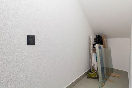 Casa à venda com 192m², 3 quartos e 3 vagas Casa à venda com 192m², 3 quartos e 3 vagasDepósito