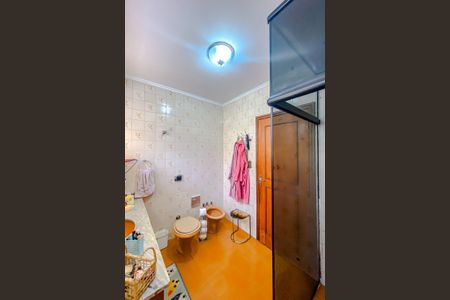 Casa à venda com 220m², 3 quartos e 2 vagasBanheiro