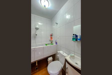 Casa à venda com 220m², 3 quartos e 2 vagasBanheiro de serviço