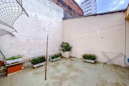 Casa à venda com 220m², 3 quartos e 2 vagasVaranda do Quarto 2