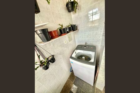 Apartamento à venda com 59m², 3 quartos e 1 vagaÁrea de Serviço