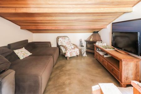 Casa à venda com 200m², 3 quartos e 1 vaga