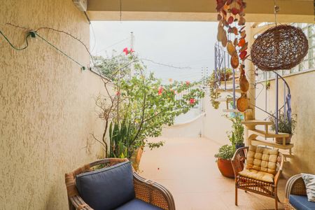 Casa à venda com 200m², 3 quartos e 1 vaga