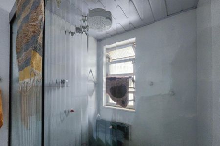 Apartamento à venda com 60m², 2 quartos e sem vagaBanheiro da Suite 2 