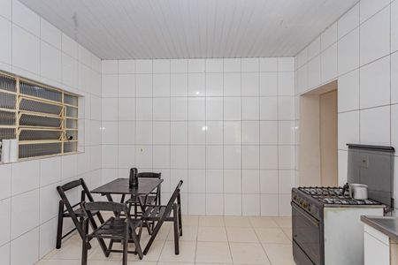 Casa à venda com 325m², 2 quartos e 4 vagasCozinha