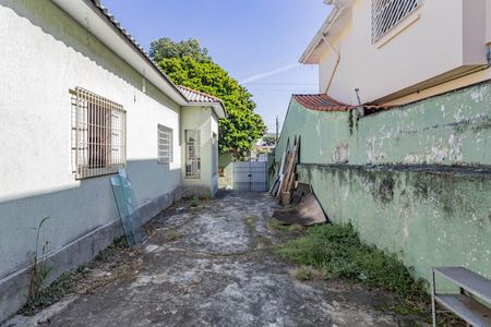 Casa à venda com 325m², 2 quartos e 4 vagasQuintal
