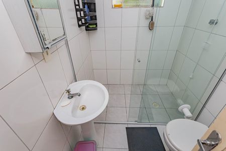 Casa à venda com 325m², 2 quartos e 4 vagasBanheiro