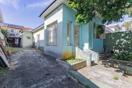 Casa à venda com 325m², 2 quartos e 4 vagasQuintal