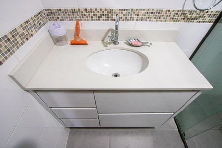 Casa à venda com 164m², 2 quartos e 1 vagaBanheiro social 1