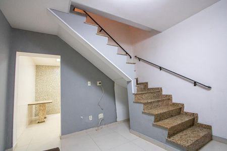 Casa à venda com 164m², 2 quartos e 1 vagaSala
