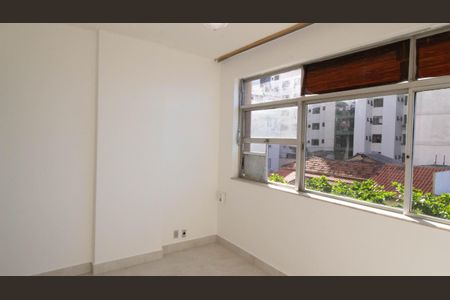 Apartamento para alugar com 85m², 2 quartos e 1 vagaQuarto 2