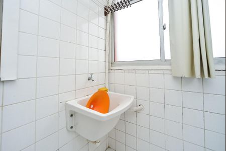 Apartamento à venda com 58m², 2 quartos e 1 vagaCozinha e Área de Serviço