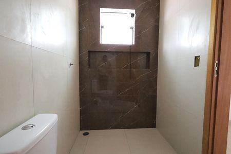 Casa à venda com 174m², 3 quartos e 2 vagasBanheiro Suíte 1