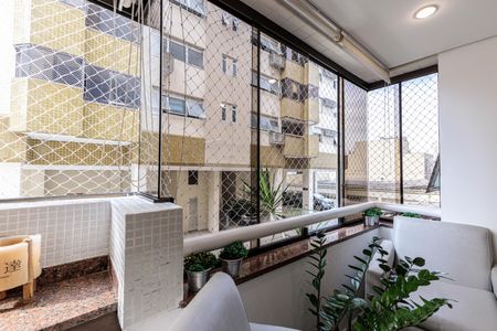 Apartamento à venda com 115m², 3 quartos e 1 vagaVaranda da Sala