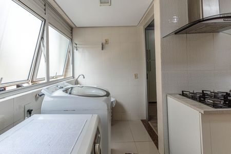 Apartamento à venda com 115m², 3 quartos e 1 vagaÁrea de Serviço