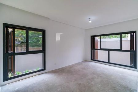 Casa de condomínio à venda com 707m², 5 quartos e 6 vagas