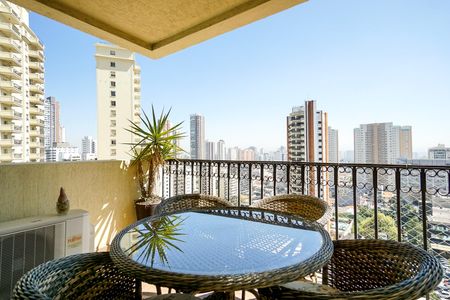 Varanda de apartamento à venda com 4 quartos, 185m² em Tatuapé, São Paulo