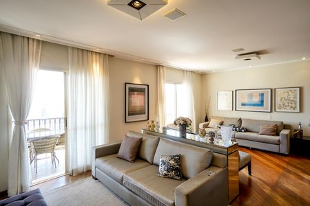 Apartamento à venda com 185m², 4 quartos e 4 vagasSala