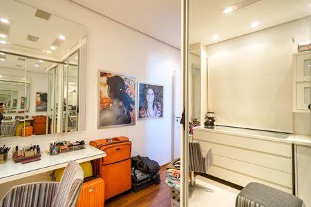 Apartamento à venda com 185m², 4 quartos e 4 vagasSuíte 02