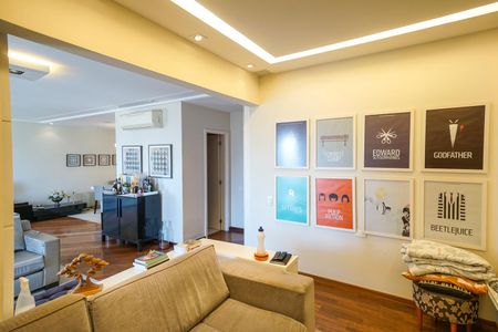 Apartamento à venda com 185m², 4 quartos e 4 vagasSala de TV