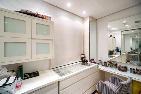 Apartamento à venda com 185m², 4 quartos e 4 vagasSuíte 02