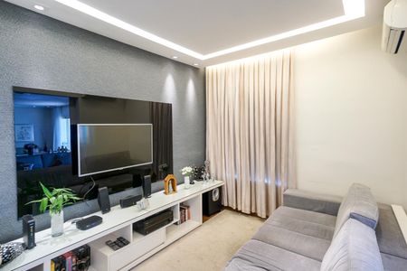 Apartamento à venda com 185m², 4 quartos e 4 vagasSala de TV