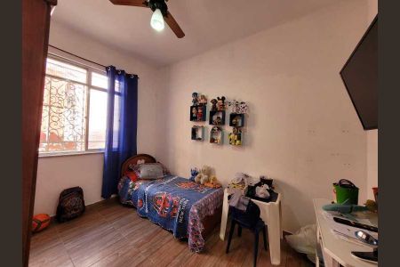 Casa à venda com 237m², 5 quartos e 2 vagas